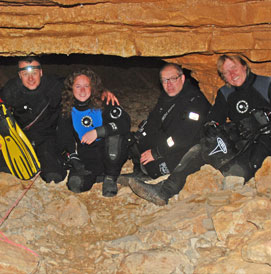technical cave diving, france