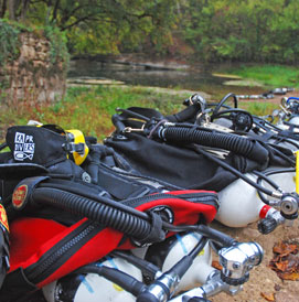 technical cave diving, france